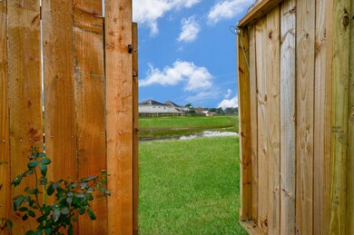 6711 Hampden Point Ct, Houston, TX 77040 - photo 5