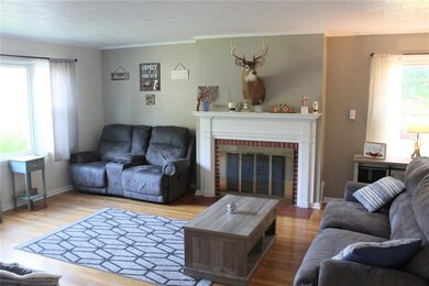 150 S Maple St, Mercer, PA 16137 - photo 4