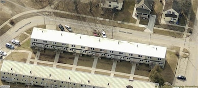 1237 W Mullan Ave, Waterloo, IA 50701 - photo 2