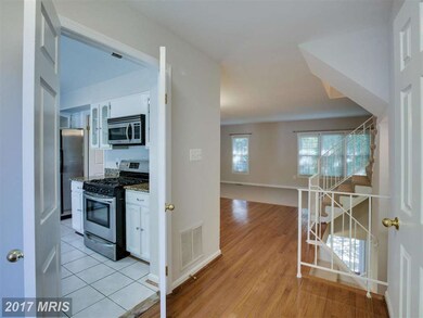 9021 Blarney Stone Dr, Springfield, VA 22152 - photo 3