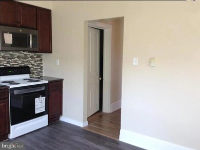 1219 2nd & 3rd floor S Bethlehem Pike, Ambler, PA 19002 - photo 4