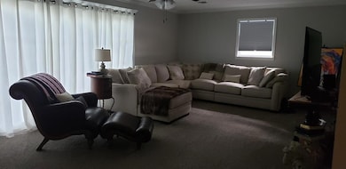 1729 W Forest Dr, Douglas, GA 31533 - photo 2