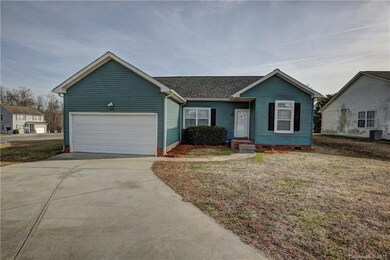 2034 Arlington Ave, Statesville, NC 28677 - photo 2