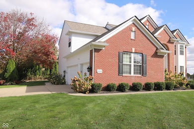 11833 Walker Ln, Fishers, IN 46037 - photo 3