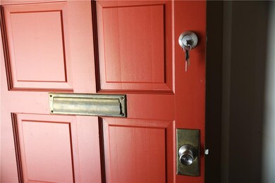 4805 Leslie Dr, Oklahoma City, OK 73115 - photo 2