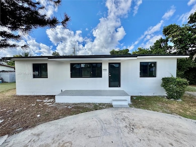 15300 NW 32nd Ave, Opa Locka, FL 33054 - photo 4