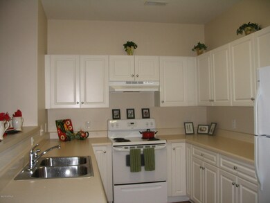 981 Downey Branch Kitchen