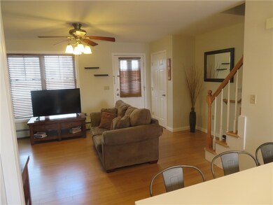 82 Barton St unit 9, Pawtucket, RI 02860 - photo 4