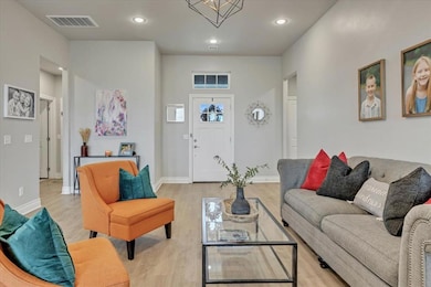 8810 Summit View Ln, Edmond, OK 73025 - photo 3