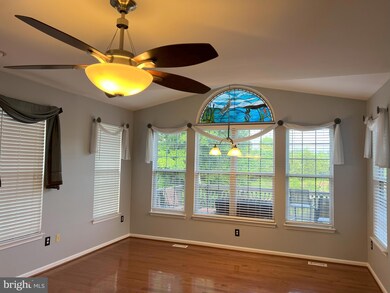 26181 Rachel Hill Dr, Chantilly, VA 20152 - photo 4