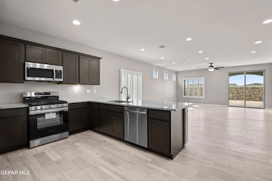 13119 Oakhampton Ave, El Paso, TX 79928 - photo 5