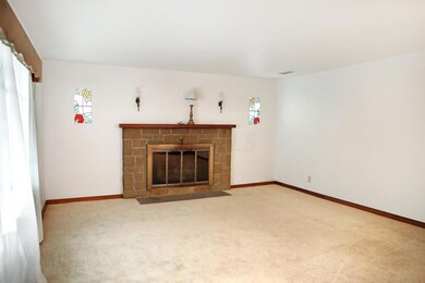 574 N 12th St, Newark, OH 43055 - photo 5