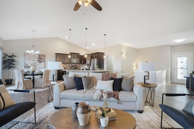 4329 Berry Hill Rd, Cedar Falls, IA 50613 - photo 4