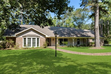 505 Westover Dr, McComb, MS 39648 - photo 2