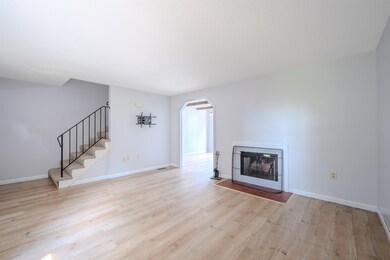 82 Cannongate III, Nashua, NH 03063 - photo 5