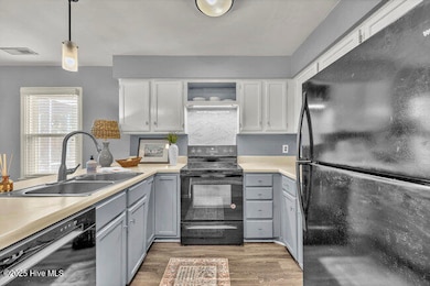 2720 S 17th St unit D, Wilmington, NC 28412 - photo 4