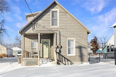 1608 E 24th St, Des Moines, IA 50317 - photo 2