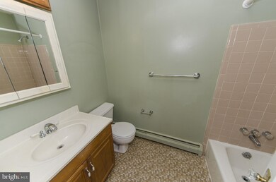 6709 Moly Dr, Falls Church, VA 22046 - photo 7