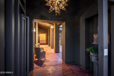 GATED COURTYARD ENTRY_FOYER
