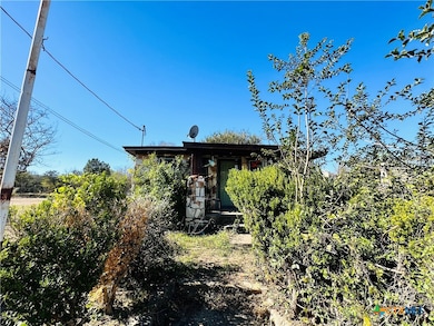 440 Peace Ave, New Braunfels, TX 78130 - photo 2