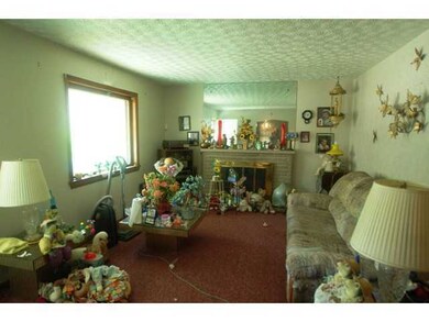 1818 Robert St, Columbus, OH 43224 - photo 2