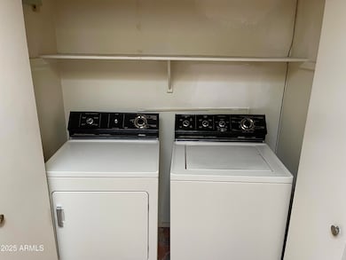 1927 E Linger Ln, Phoenix, AZ 85020 - photo 7