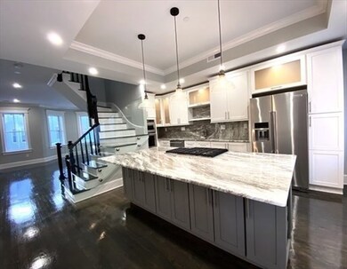 209 Green St unit 2, Cambridge, MA 02139 - photo 2