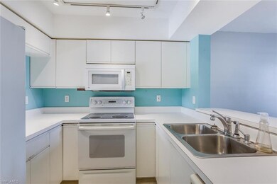 101 Wading Bird Cir unit 105, Naples, FL 34110 - photo 7