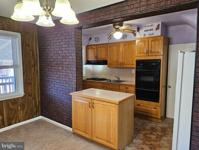 2209 Redthorn Rd, Middle River, MD 21220 - photo 7