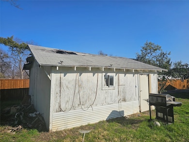 2117 Areba St, Dallas, TX 75203 - photo 4