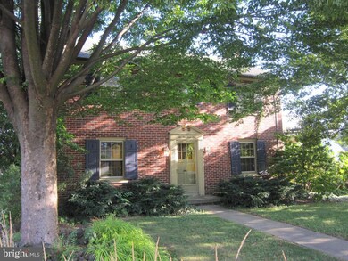 201 W Conestoga St, New Holland, PA 17557 - photo 3