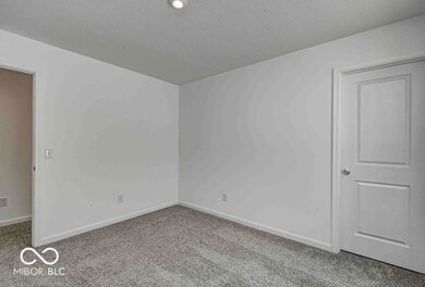 2005 Oak Leaf Way, Shelbyville, IN 46176 - photo 5