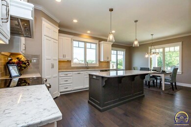 6317 SW 43rd Ct, Topeka, KS 66610 - photo 4