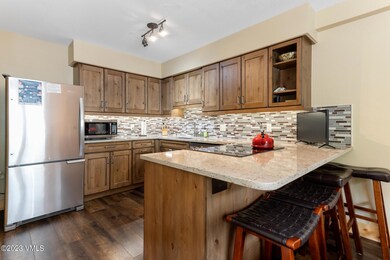 Meadow Creek Condos B5 MLS-21