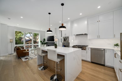 867 N Marshfield Ave unit 2, Chicago, IL 60622 - photo 7