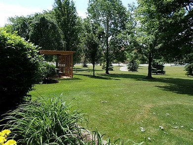 3208 Caughey Rd, Erie, PA 16506 - photo 4