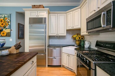 1 Seaview Ave unit 5, Newport, RI 02840 - photo 3