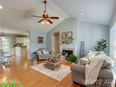 5109 Thornhill Dr, Gastonia, NC 28052 - photo 7