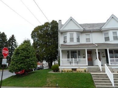 749 Walnut St, Emmaus, PA 18049 - photo 2