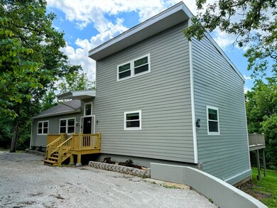 front 48 Galatians Ln Reeds Spring MO