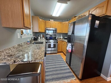200 S Concourse unit 8, Neptune, NJ 07753 - photo 4