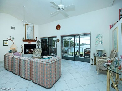 Living Rm to Lakeview