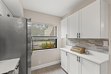 12829 Briarlake Dr unit I102, West Palm Beach, FL 33418 - photo 4