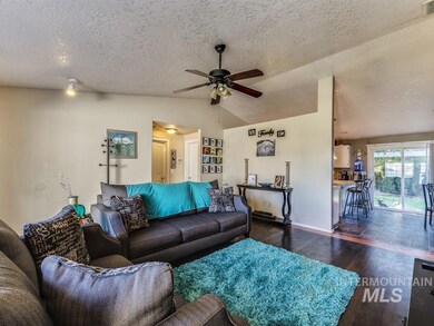 1301 W Hawaii Ave, Nampa, ID 83686 - photo 3