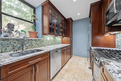 315 St Johns Place unit 1-D, Brooklyn, NY 11238 - photo 6