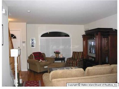 67 Beverly Ave, Staten Island, NY 10301 - photo 2