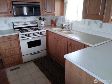 7704 Birch Bay Dr unit 2209, Blaine, WA 98230 - photo 2