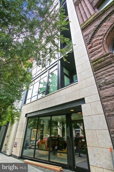 Ventana unit 408, Washington, DC 20004 - photo 2