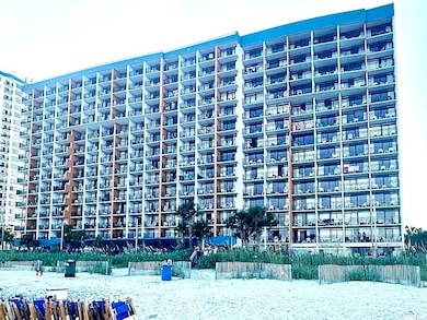 View of apartment building / complex