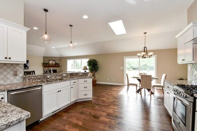 1020 Oak Grove Ct, Crown Point, IN 46307 - photo 4